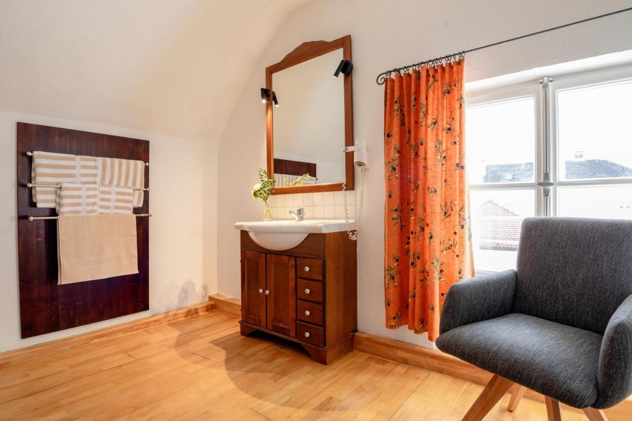 Pension Goldenes Schiff Passau Ngoại thất bức ảnh